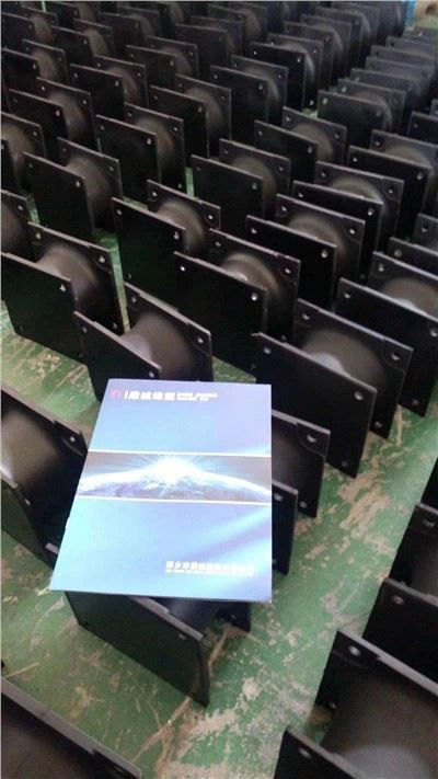 Le Deimhniú ISO9001 Ionsúite Turraing Roller Bóthair Feistis Rubair Le haghaidh Innealra Bóthair